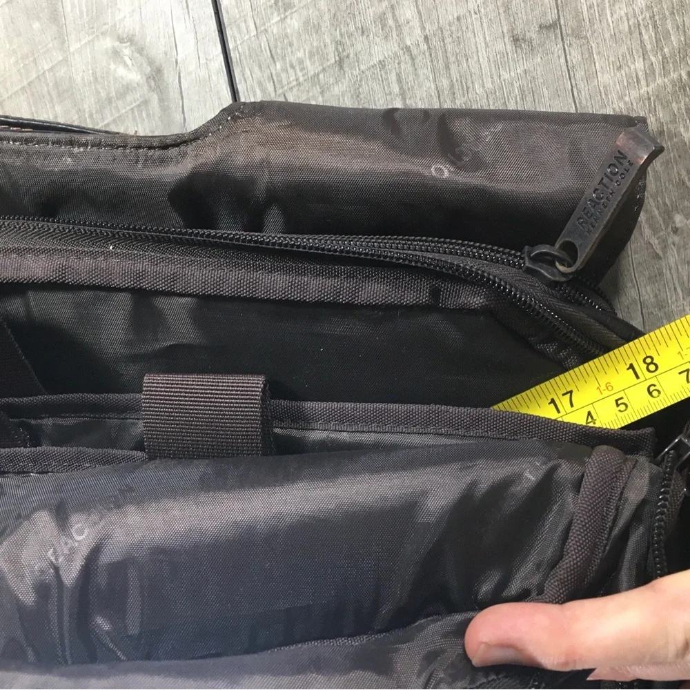 Reaction Kenneth Cole Show Business Leather Briefcase Laptop Shoulder Flap Bag